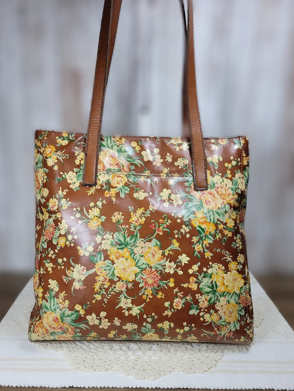 Patricia Nash Tote + NWT Wallet - Picture 3 of 6